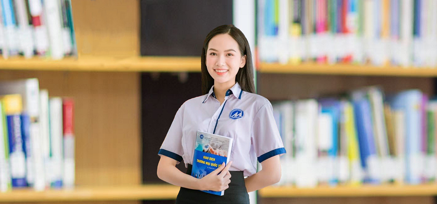 Nghiên cứu khoa học sinh viên Khoa Thương mại